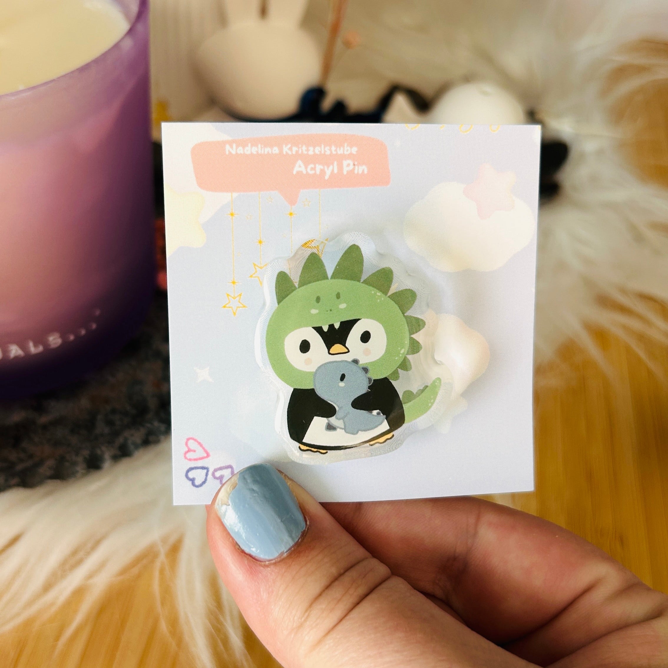 Acryl Pin / Dino ping Mit Kuscheltier